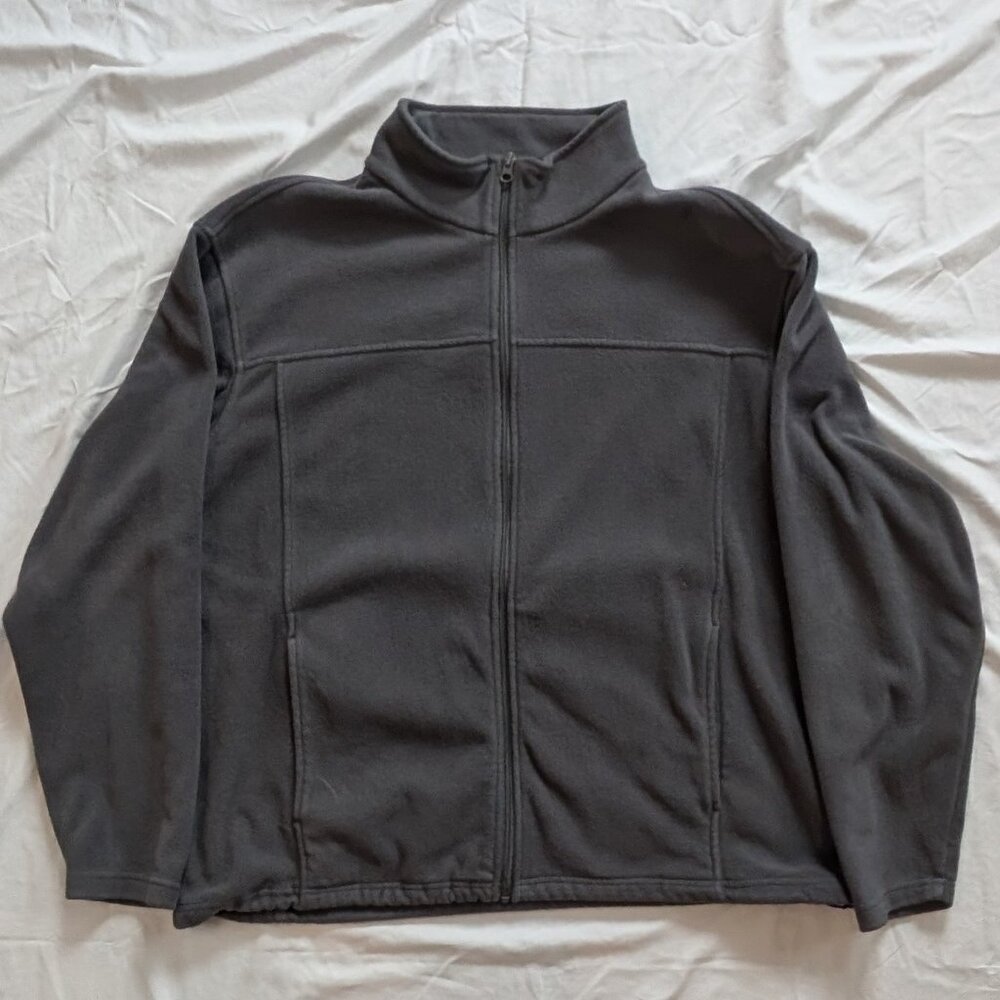 Bass Pro Shops zip-up